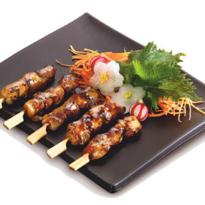 mini brocheta pollo yakitori tres delirium