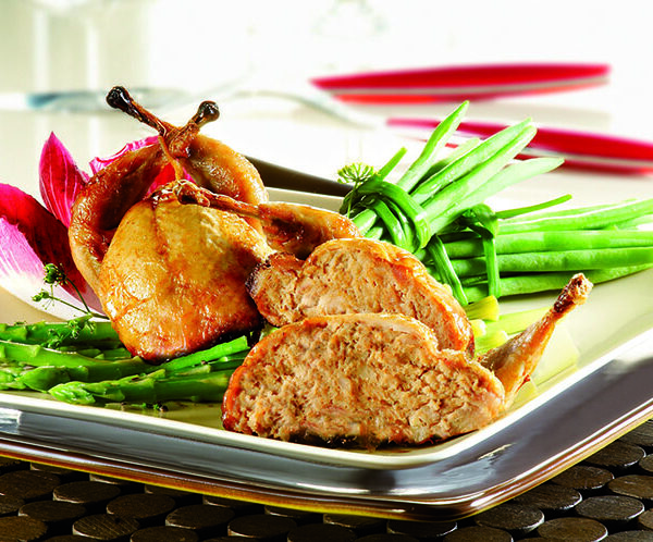 Codorníz Deshuesada Rellena de Foie